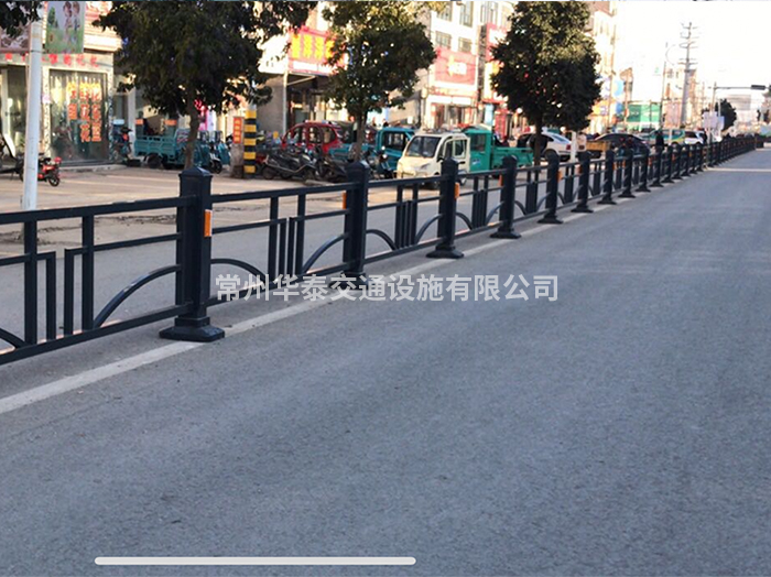 道路護(hù)欄的設(shè)置原則
